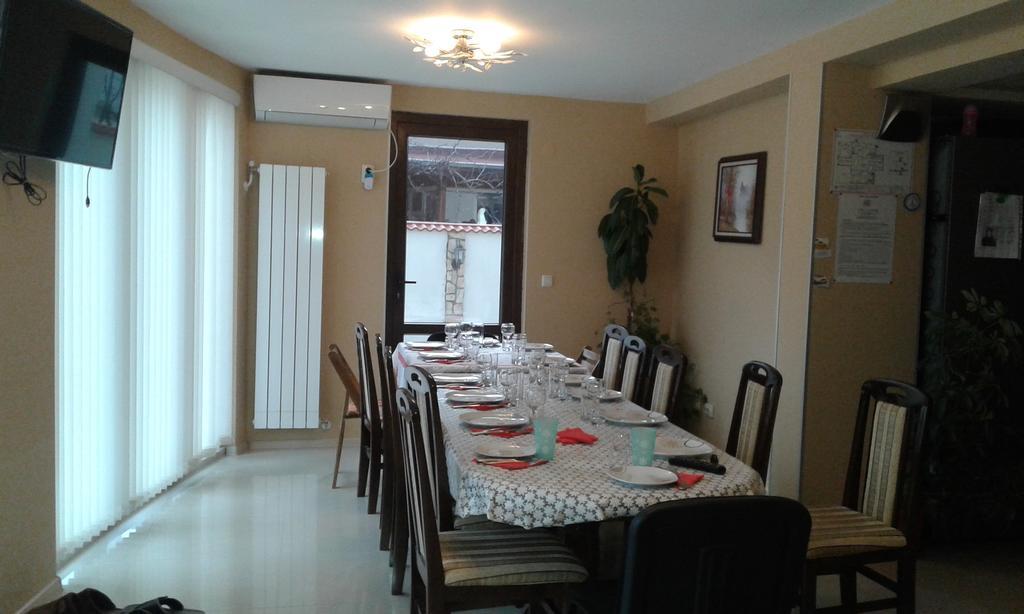 Guest House Camellia 베르코비차 외부 사진