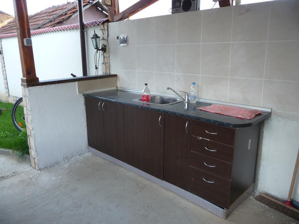 Guest House Camellia 베르코비차 외부 사진