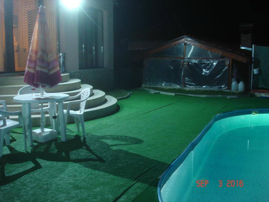 Guest House Camellia 베르코비차 외부 사진