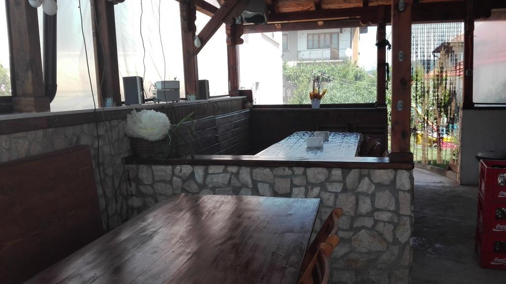 Guest House Camellia 베르코비차 외부 사진