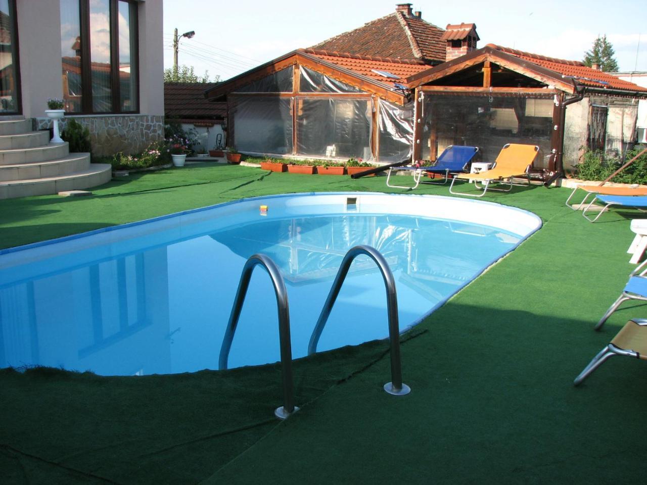 Guest House Camellia 베르코비차 외부 사진